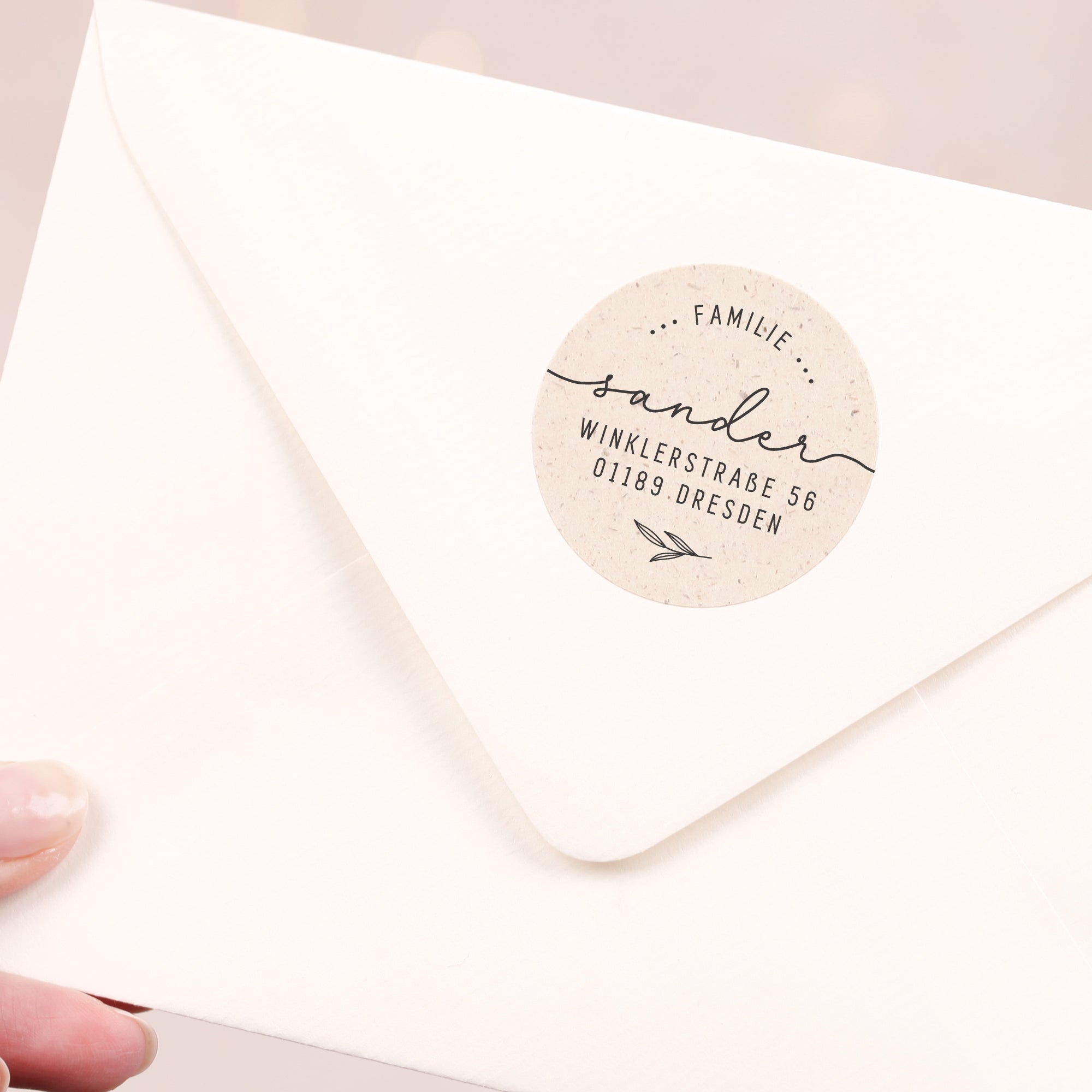 runde Adressaufkleber mit Schreibschrift