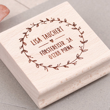 Personalisierter Stempel Blumenkranz