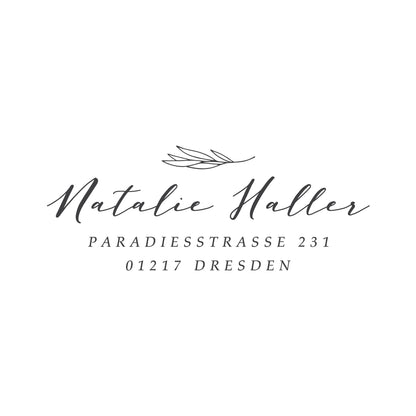 Personalisierter Stempel mit Name und Adresse