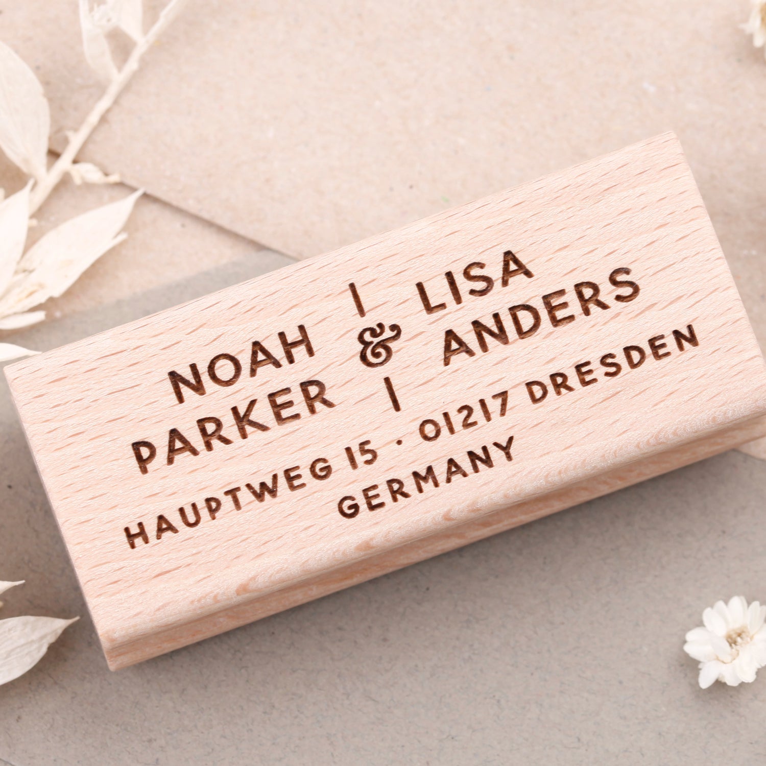 Personalisierter Adressstempel mit zwei Namen