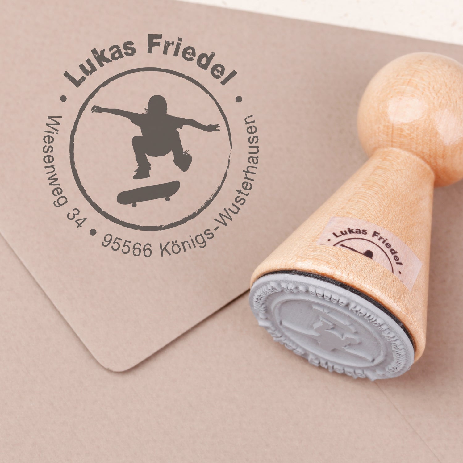 Kinderstempel personalisiert Skateboard