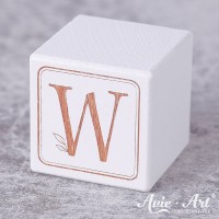 weißer Buchstabenwürfel - Buchstabe W