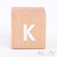 Holzwürfel Buchstaben weiße Farbe K positiv