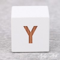 weißer Buchstabenwürfel - Buchstabe Y