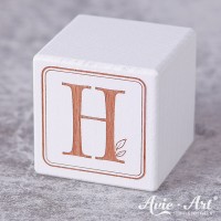 weißer Buchstabenwürfel - Buchstabe H